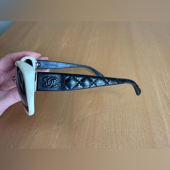 CHANEL Accessories - Chanel model 5199-Q sunglasses.